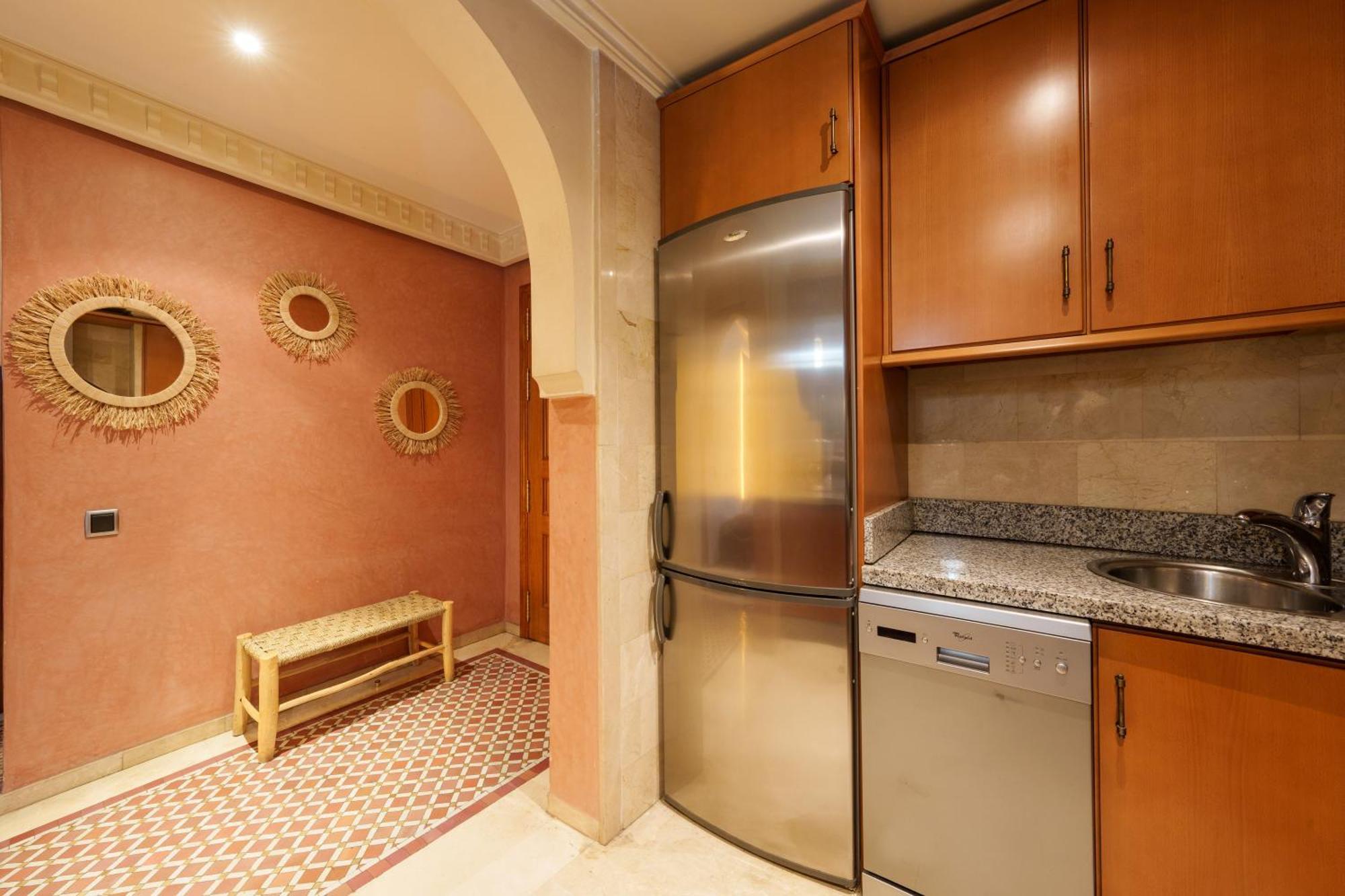 Appartement Chic Gueliz Plaza Avec Vue Marrakesh Exteriör bild